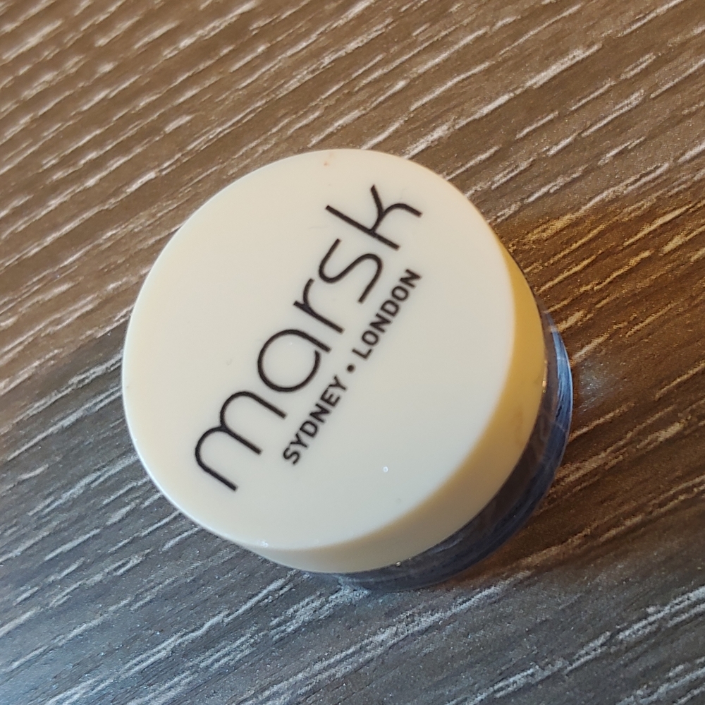 Marsk NEW foiled again loose silver eyeshadow